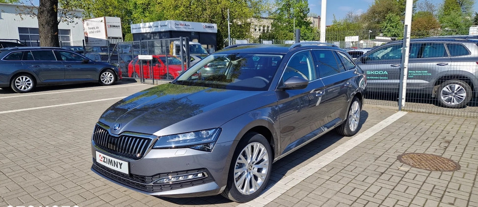 Skoda Superb cena 179900 przebieg: 7, rok produkcji 2024 z Paczków małe 46